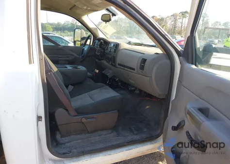 2009 Chevrolet Silverado 2500Hd Work Truck z USA, uszkodzony, nr VIN 1GCHC44K19F156748